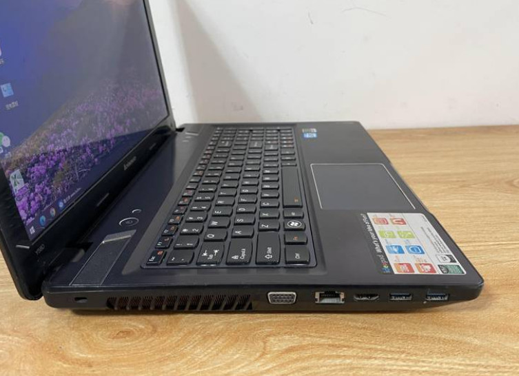 聯想Y580筆記本 i5三代8G內存 240G固態(tài)