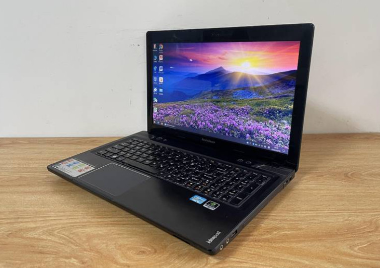 聯想Y580筆記本 i5三代8G內存 240G固態(tài)