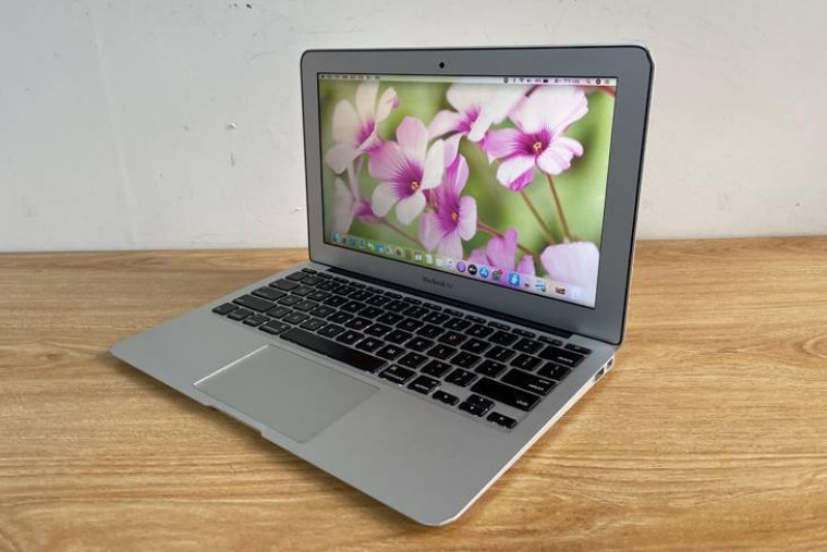蘋果MacBook air(md711A)超薄筆記