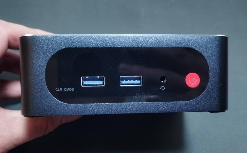 零刻是Mini 主機(jī) 小巧、辦公娛樂適用