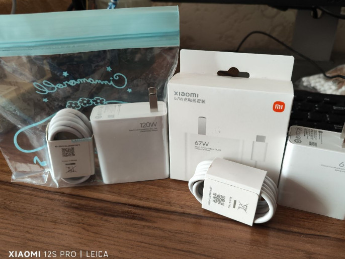 小米手機120W、67W充電器