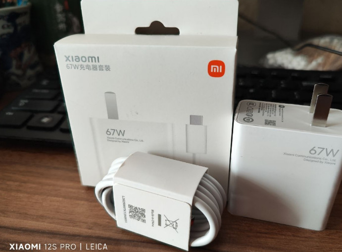 小米手機120W、67W充電器