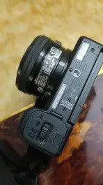 索尼ZV-E10L Vlog微單數(shù)碼相機(jī)+騰龍索尼定焦鏡頭